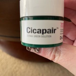 Dr Jart+ Cicapair sample jar